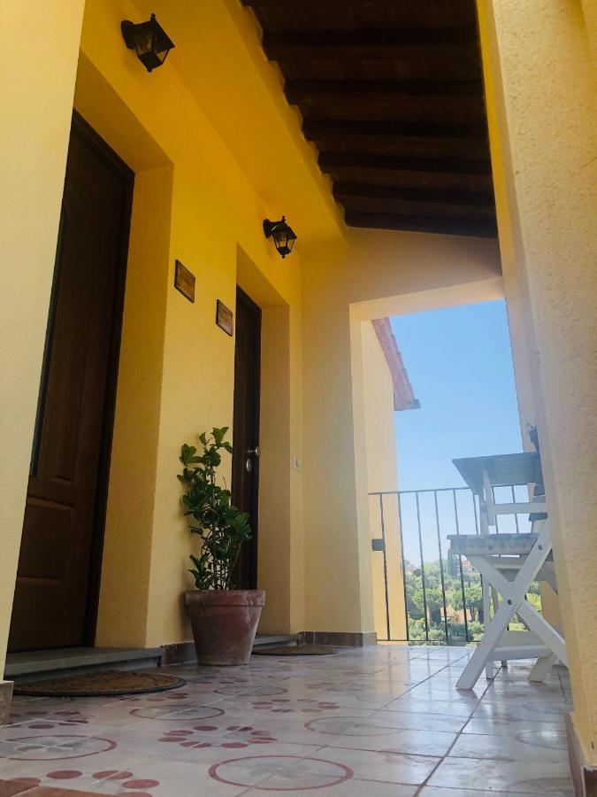 Апартаменти Holiday House Cuordinatura Монтополі-ін-Валь-д'Арно Екстер'єр фото