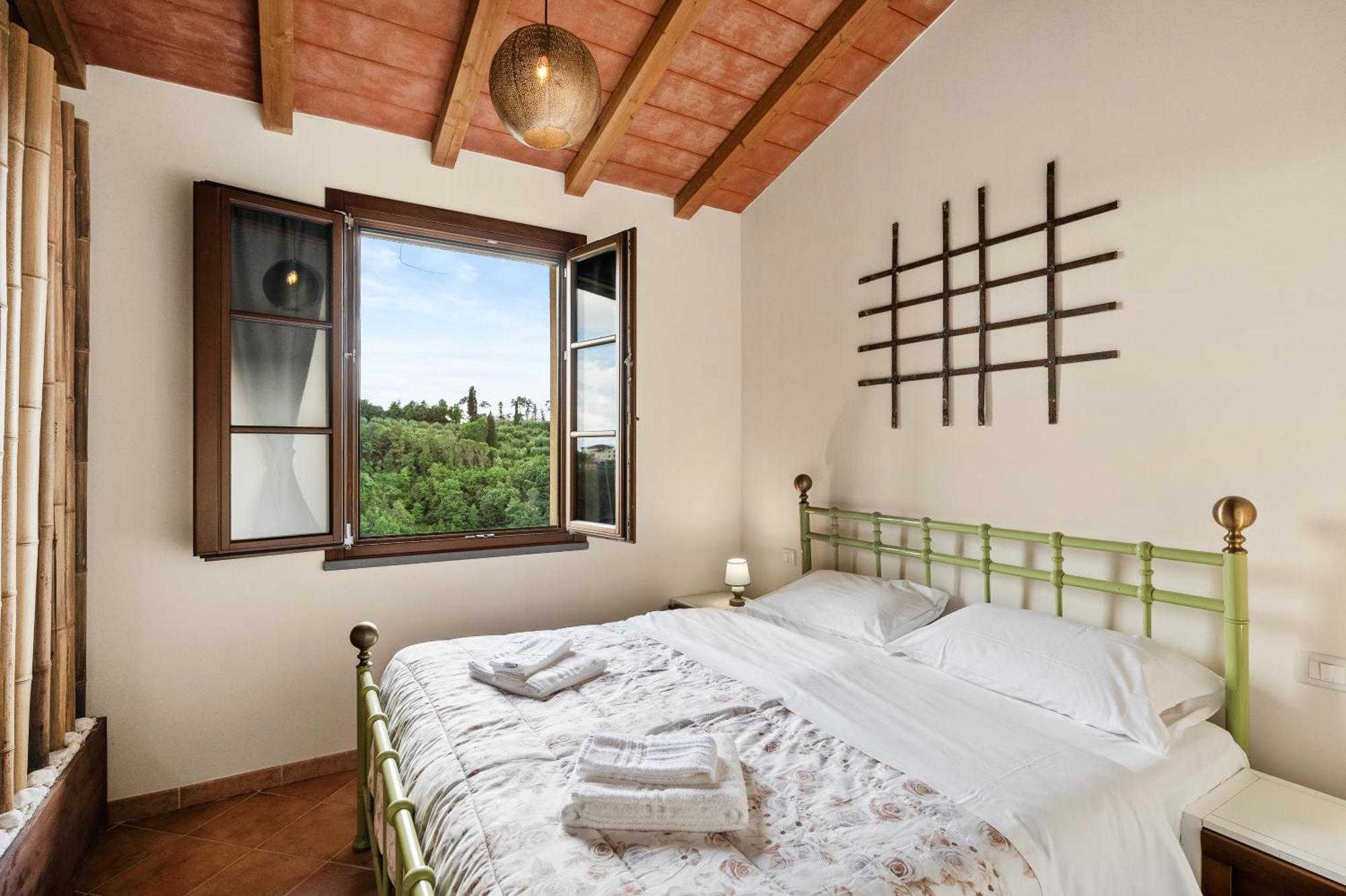 Апартаменти Holiday House Cuordinatura Монтополі-ін-Валь-д'Арно Екстер'єр фото